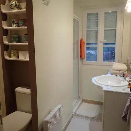 Maison Saloine فندق