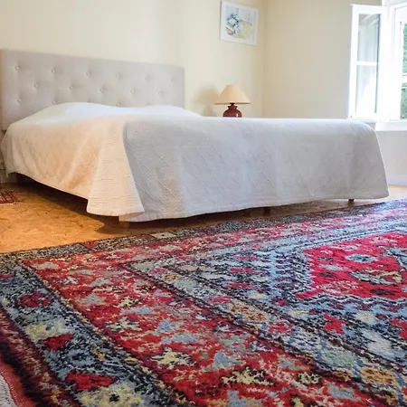 Maison Saloine 3* ساتْ